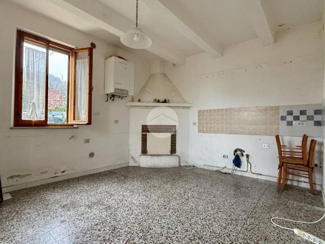 Villa Indipendente in vendita a Mondaino, Reggio Emilia