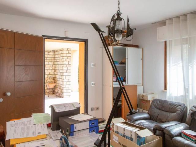 Villa Indipendente in vendita a Mondaino, Reggio Emilia