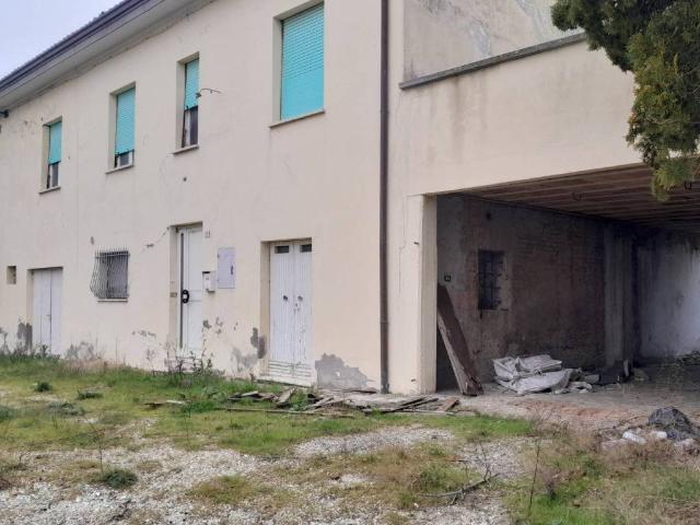 Villa Indipendente in vendita a Marche, Pesaro E Urbino