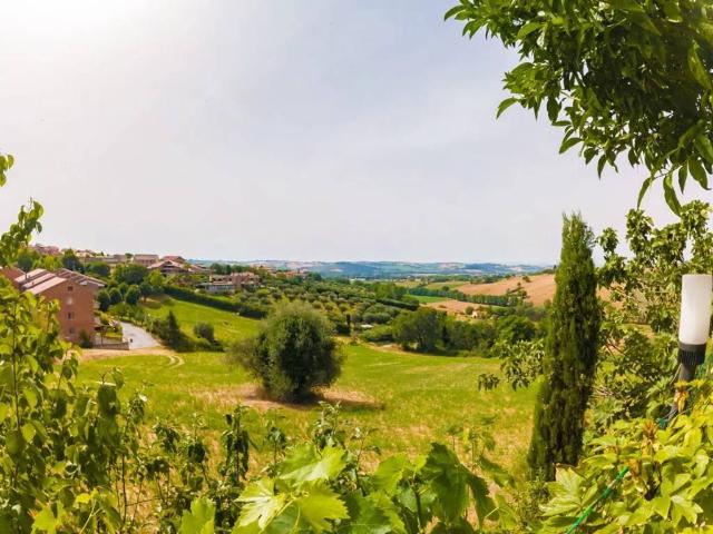 Villa Indipendente in vendita a Marche, Pesaro E Urbino