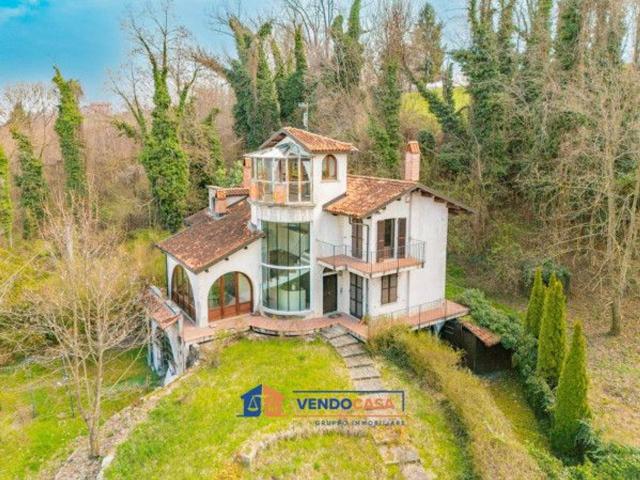 Villa Indipendente in vendita a Carassone, Piemonte