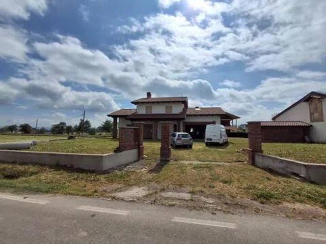 Villa Indipendente in vendita a Piemonte, Cuneo