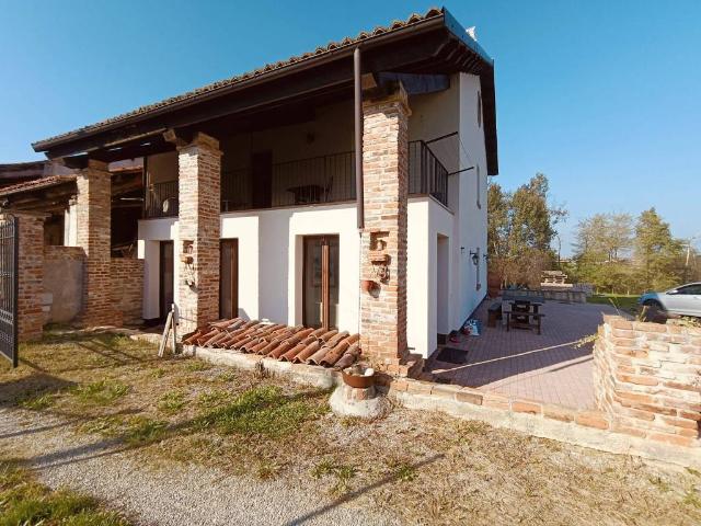 Villa Indipendente in vendita a Piemonte, Cuneo