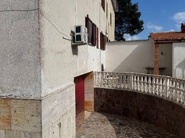 Villa Indipendente in vendita a Mondragone, Campania