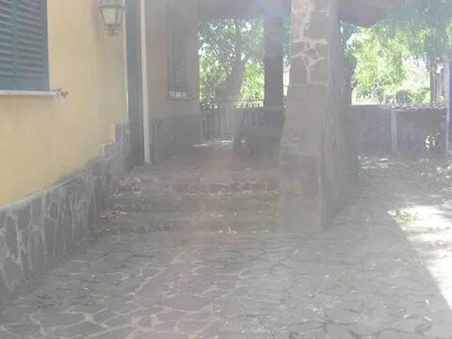 Villa Indipendente in vendita a Mondragone, Campania