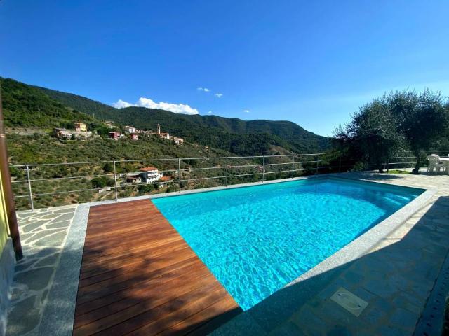 Villa Indipendente in vendita a Moneglia, Liguria