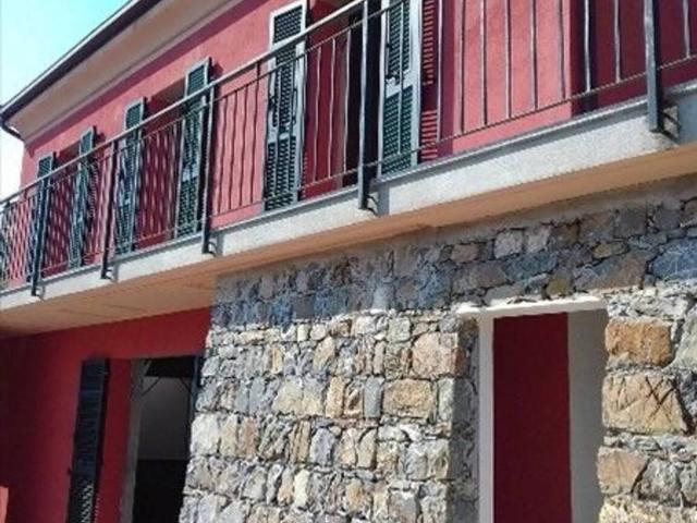 Villa Indipendente in vendita a Crova, Moneglia