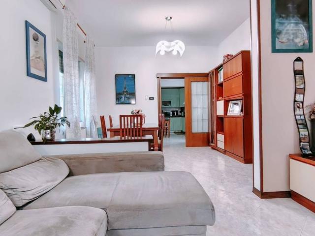 Villa Indipendente in vendita a Monfalcone, Friuli-Venezia Giulia