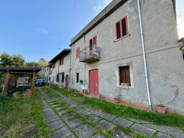 Villa Indipendente in vendita a Monforte San Giorgio, Sicilia