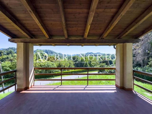 Villa Indipendente in vendita a Fonte, Monfumo
