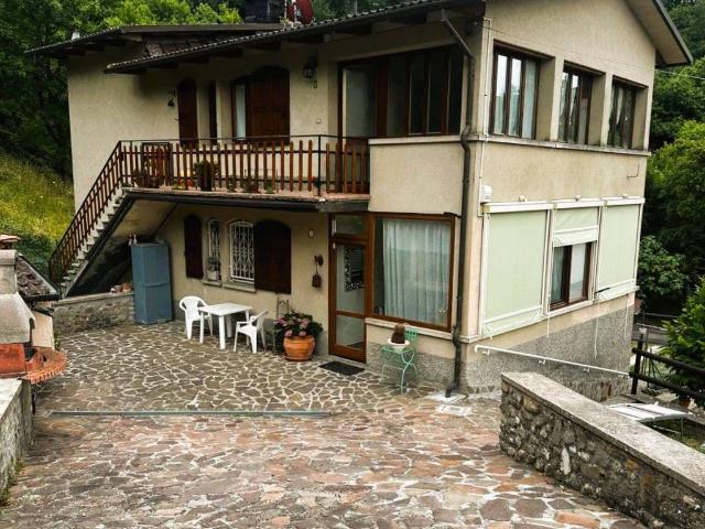 Villa Indipendente in vendita a Unione dei comuni Savena-Idice, Monghidoro