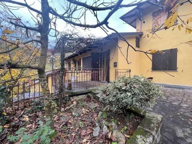 Villa Indipendente in vendita a Unione dei comuni Savena-Idice, Monghidoro