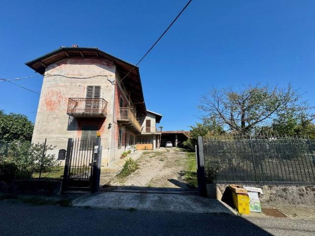 Villa Indipendente in vendita a Piemonte, Biella