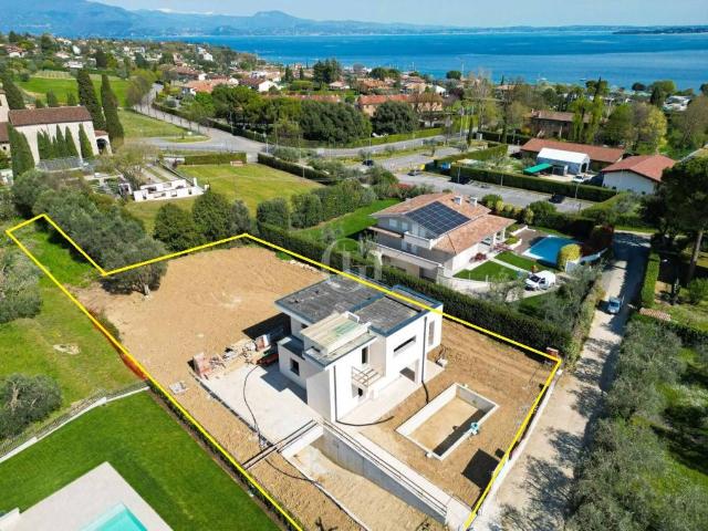 Villa Indipendente in vendita a Monte Tapino, Moniga Del Garda