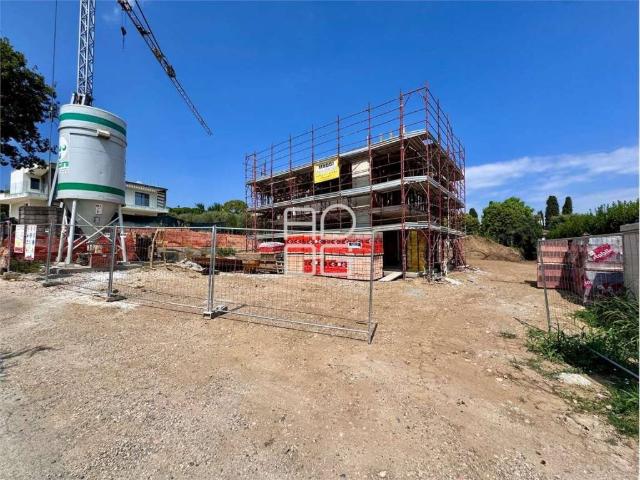 Villa Indipendente in vendita a Monte Tapino, Moniga Del Garda