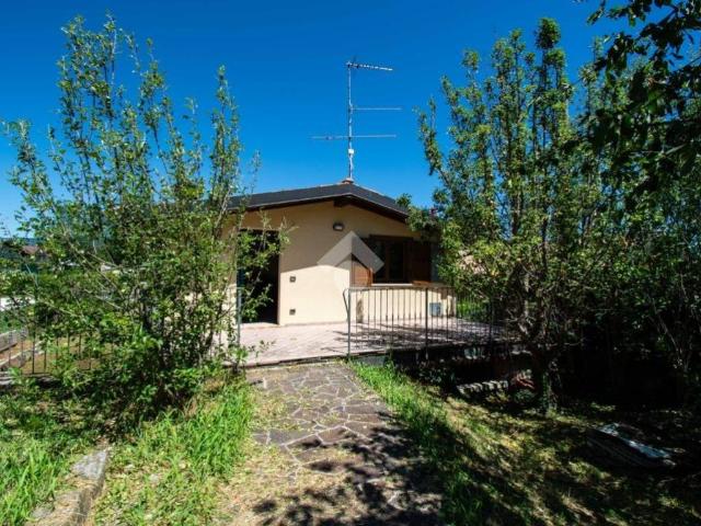 Villa Indipendente in vendita a Moniga Del Garda, Lombardia