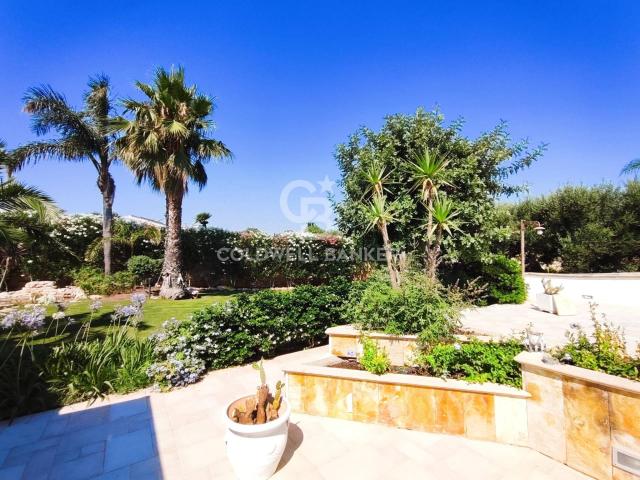 Villa Indipendente in vendita a Torre Egnazia, Puglia