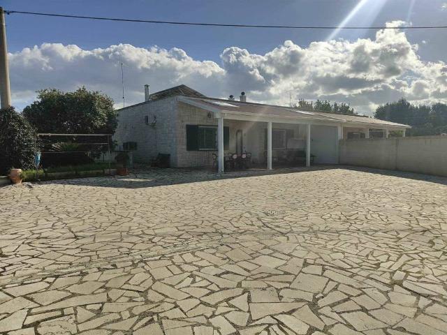Villa Indipendente in vendita a Puglia, Bari