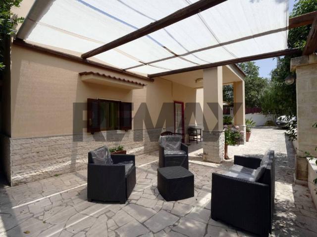 Villa Indipendente in vendita a Puglia, Bari