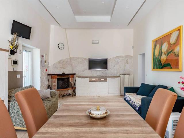 Villa Indipendente in vendita a Puglia, Bari