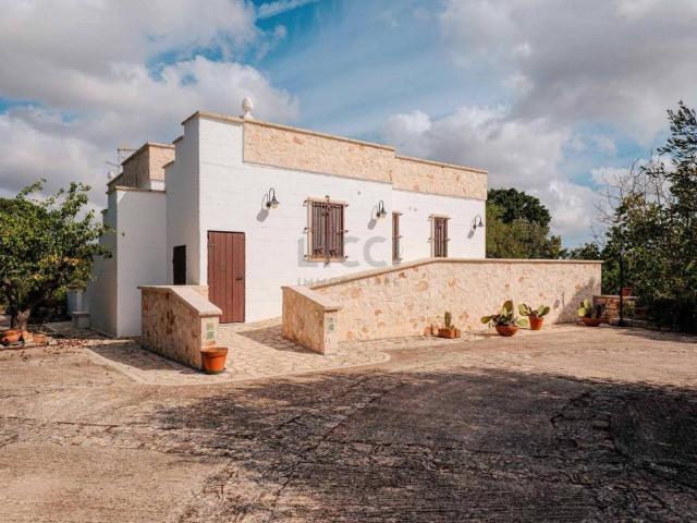 Villa Indipendente in vendita a Puglia, Bari
