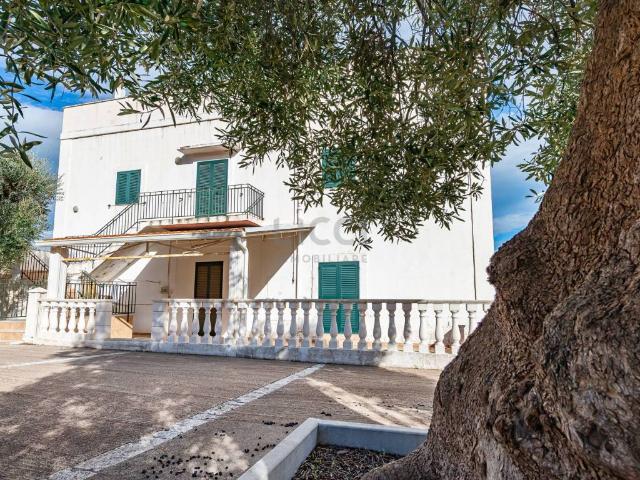 Villa Indipendente in vendita a Puglia, Bari