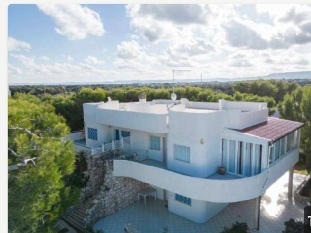 Villa Indipendente in vendita a Torre Egnazia, Puglia