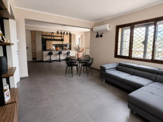 Villa Indipendente in vendita a Puglia, Bari