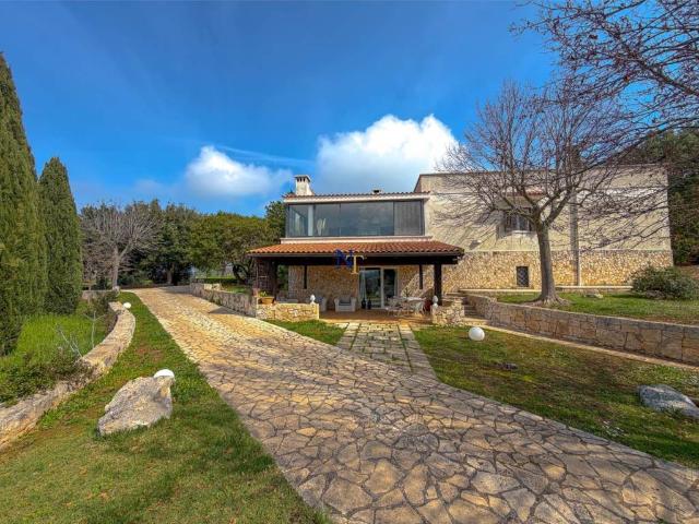Villa Indipendente in vendita a Puglia, Bari