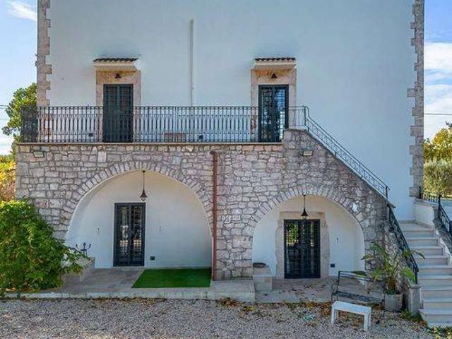 Villa Indipendente in vendita a Puglia, Bari