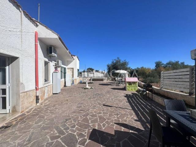 Villa Indipendente in vendita a Puglia, Bari