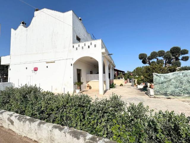 Villa Indipendente in vendita a Puglia, Bari