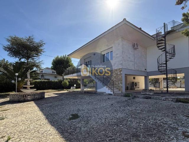 Villa Indipendente in vendita a Puglia, Bari