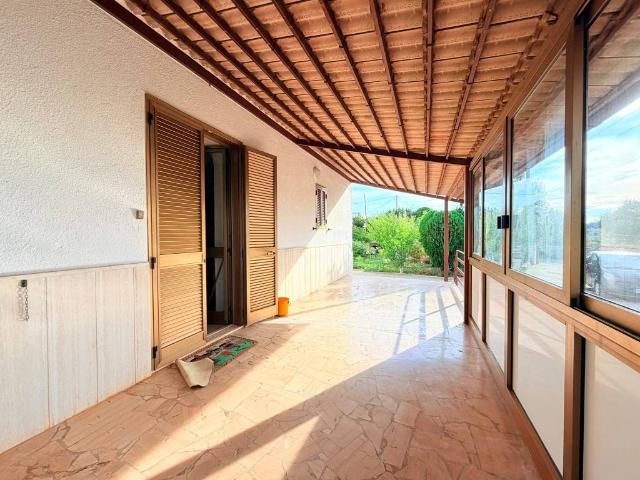 Villa Indipendente in vendita a Antonelli, Monopoli