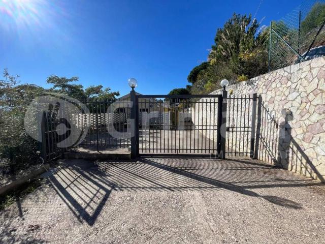 Villa Indipendente in vendita a Villaggio Santa Rosalia, Monreale