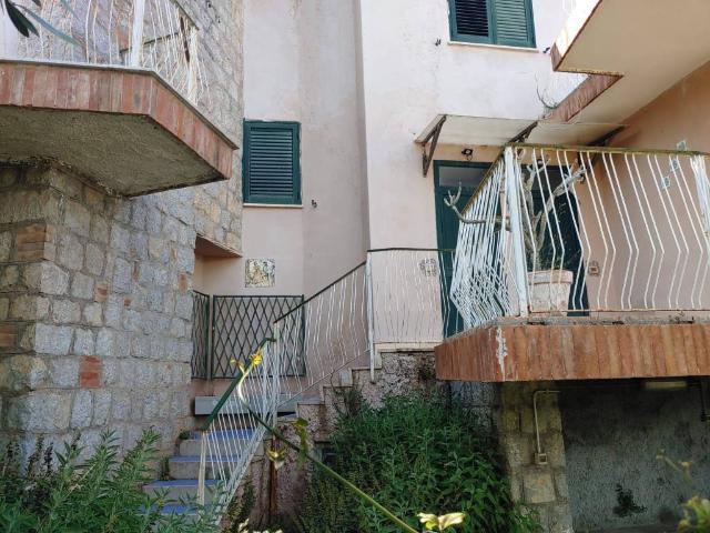 Villa Indipendente in vendita a Villaggio Santa Rosalia, Monreale