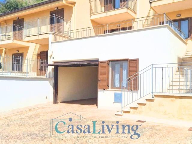Villa Indipendente in vendita a Villaggio Santa Rosalia, Monreale