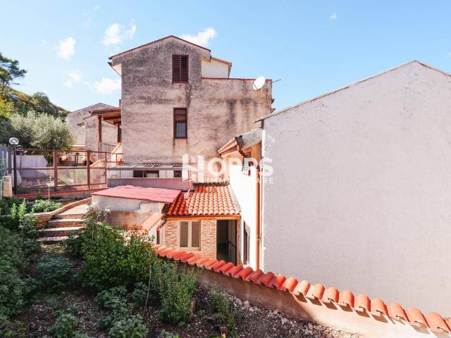 Villa Indipendente in vendita a Borgetto, Palermo