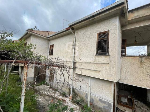 Villa Indipendente in vendita a Villaggio Santa Rosalia, Monreale