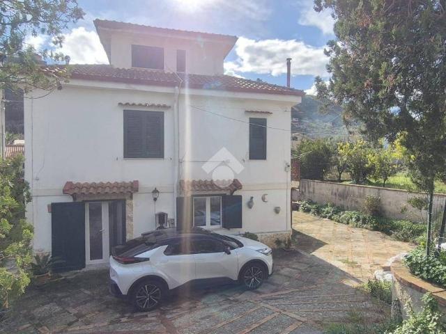 Villa Indipendente in vendita a Villaggio Santa Rosalia, Monreale