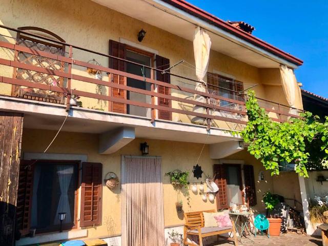 Villa Indipendente in vendita a Monrupino, Friuli-Venezia Giulia