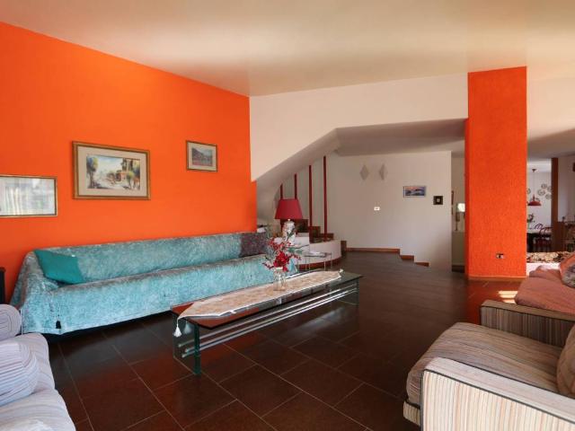 Villa Indipendente in vendita a Stella, Marche