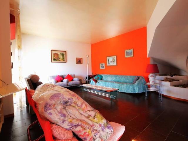 Villa Indipendente in vendita a Stella, Marche