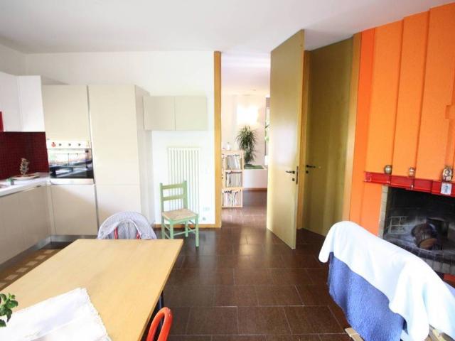Villa Indipendente in vendita a Stella, Marche