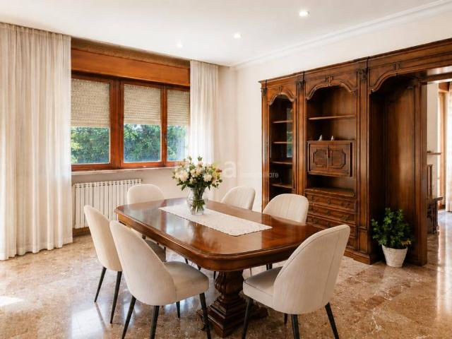 Villa Indipendente in vendita a Marche, Ancona