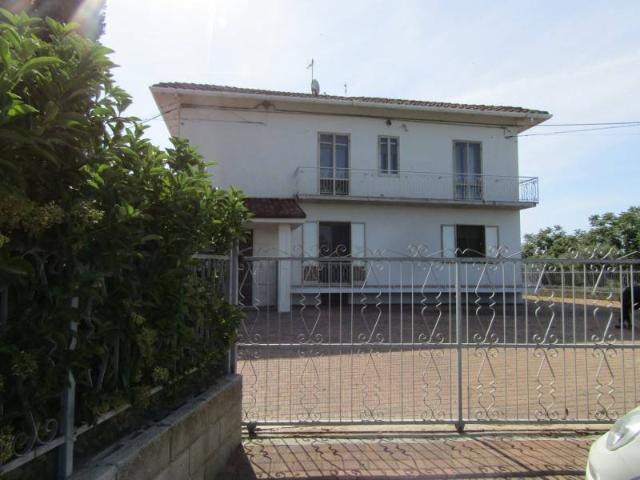 Villa Indipendente in vendita a Marche, Ancona