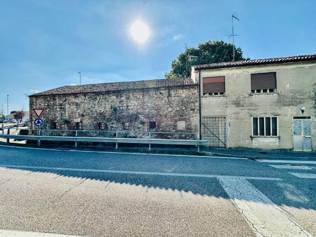 Villa Indipendente in vendita a Monselice, Veneto