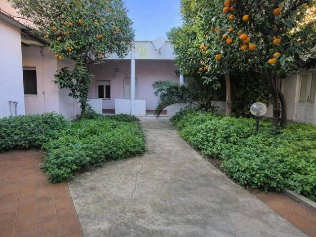 Villa Indipendente in vendita a Monserrato, Sardigna/Sardegna
