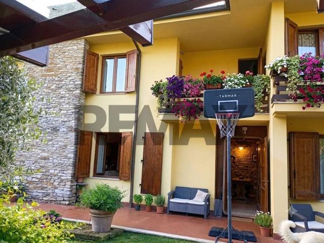 Villa Indipendente in vendita a Grotta Parlanti, Montevettolini