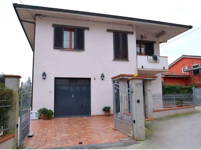 Villa Indipendente in vendita a Pozzarello, Montevettolini